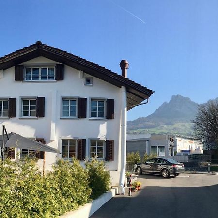 Bed and Breakfast The Delicate Question Which Schwyz Exterior foto